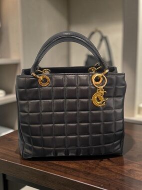 COSCI Italy quilted leather handbag with gold-tone hardware and a 'C' charm